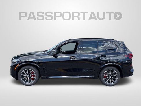 New 2026 BMW X5 xDrive40i w/ M Sport Package AWD/4WD image 2