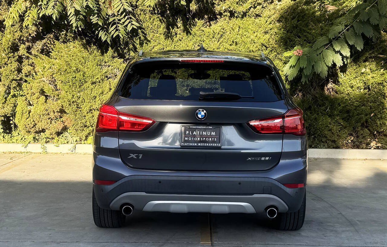 Used 2018 BMW X1 xDrive28i AWD/4WD image 5