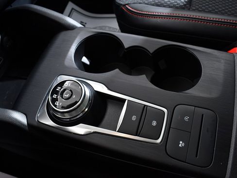 New 2025 Ford Escape ST-Line w/ Cold Weather Package image 31