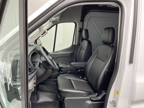 New 2026 Ford Transit 350 148 Medium Roof AWD image 9