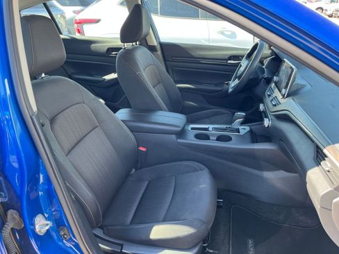 Used 2025 Nissan Altima 2.5 SV image 37