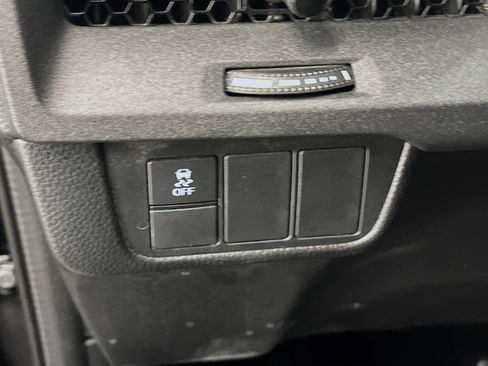 Used 2025 Honda CR-V EX image 17