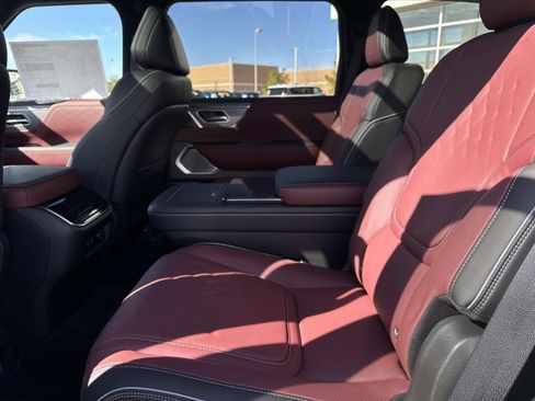 New 2026 INFINITI QX80 Autograph w/ Autograph Exterior Package image 9