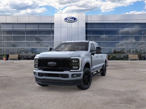 New 2026 Ford F250 Lariat w/ Black Appearance Package AWD/4WD image 2