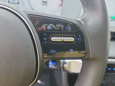 Used 2023 Hyundai Ioniq 5 Limited image 28