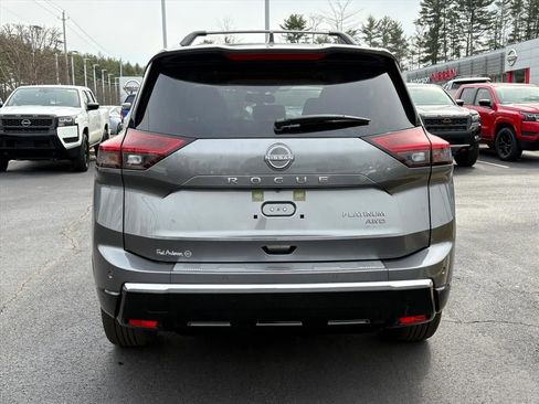 New 2026 Nissan Rogue Platinum image 6