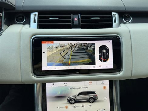 Used 2019 Land Rover Range Rover Sport HSE image 25