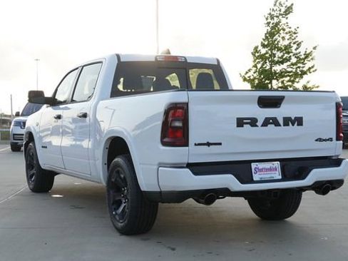 New 2026 RAM 1500 4x4 Crew Cab image 7