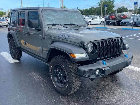 Used 2023 Jeep Wrangler Unlimited w/ Cold Weather Group AWD/4WD image 2