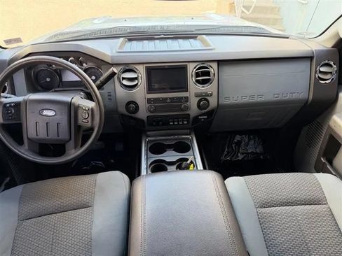 Used 2011 Ford F250 4x4 SuperCab Super Duty image 13