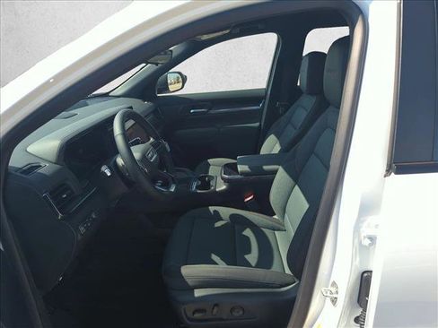 New 2026 GMC Terrain AT4 w/ Convenience Package III image 4