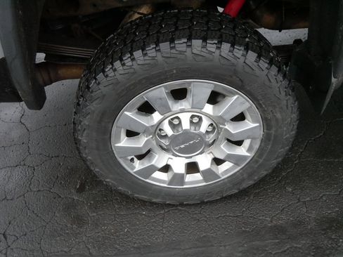 Used 2019 GMC Sierra 2500 Denali w/ Duramax Plus Package image 8