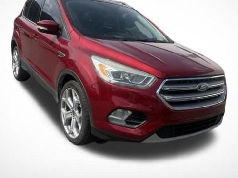 Used 2017 Ford Escape Titanium FWD image 5
