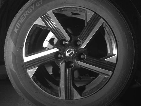 Used 2025 Nissan Sentra SV image 15