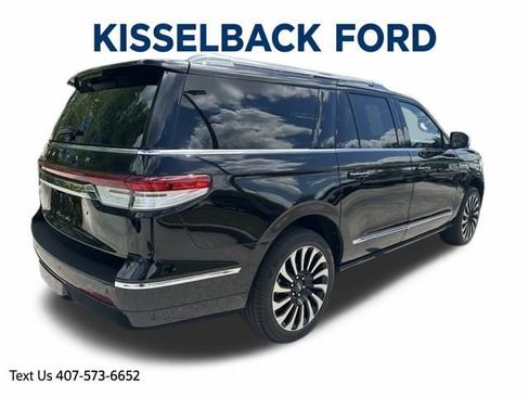 Used 2024 Lincoln Navigator L Black Label AWD/4WD image 4