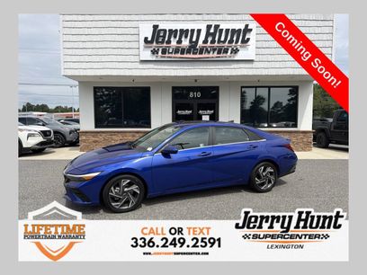 Used 2025 Hyundai Elantra SEL