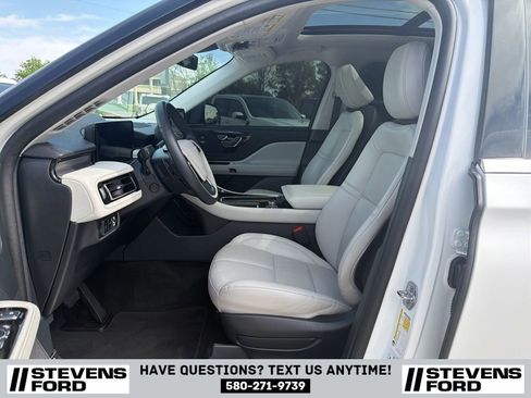 Used 2025 Lincoln Aviator 2WD w/ Equipment Group 101A image 14