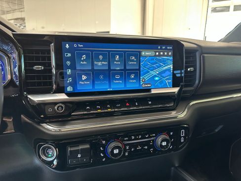 Used 2024 Chevrolet Silverado 1500 High Country image 25