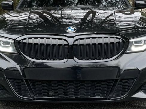 Used 2021 BMW 330i Sedan w/ M Sport Package image 12