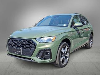 Used 2023 Audi Q5 2.0T Premium Plus w/ Premium Plus Package AWD/4WD video 1