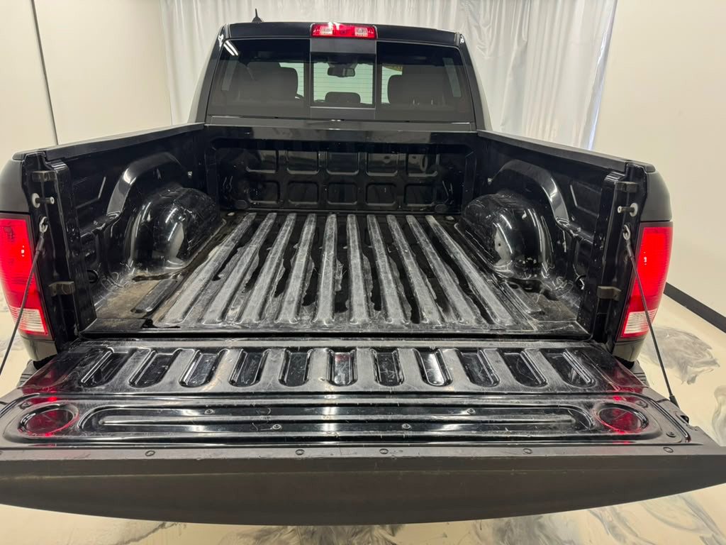 Used 2018 RAM 1500 Big Horn AWD/4WD image 12