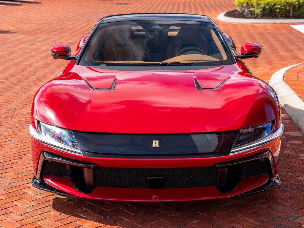 Certified 2025 Ferrari 12Cilindri RWD image 8