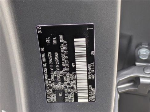 Certified 2025 Toyota Grand Highlander Platinum image 24