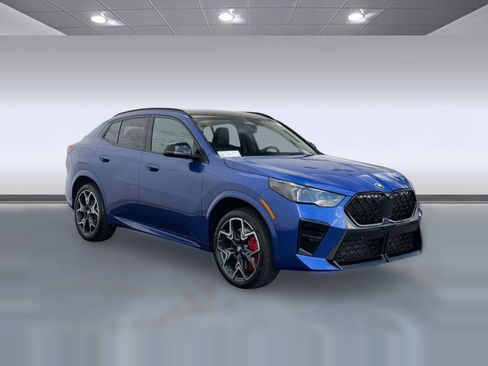 New 2026 BMW X2 xDrive28i w/ M Sport Package AWD/4WD image 7