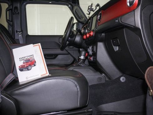 Certified 2022 Jeep Gladiator Rubicon w/ LED Lighting Group image 5