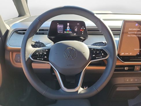 New 2025 Volkswagen ID. Buzz Pro S image 10