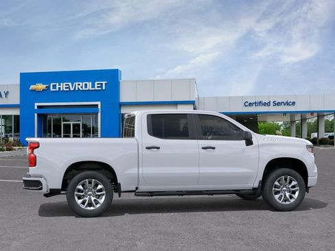 New 2026 Chevrolet Silverado 1500 Custom RWD image 5