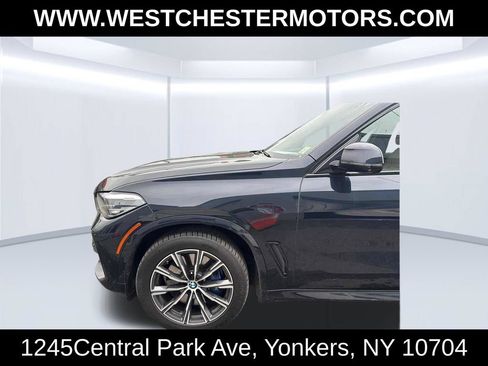 Used 2020 BMW X5 M50i w/ Premium Package AWD/4WD image 9