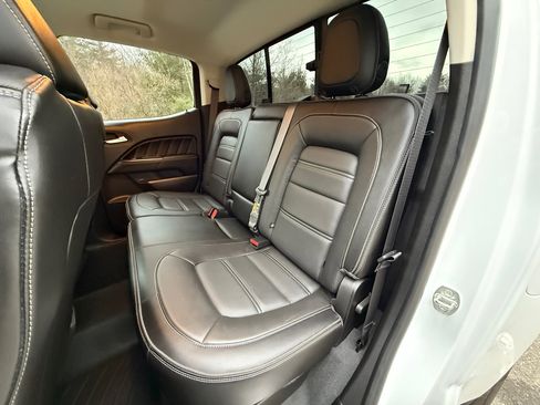 Used 2021 GMC Canyon Denali image 23