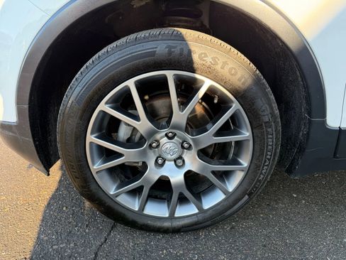 Used 2018 Buick Encore Sport Touring image 9