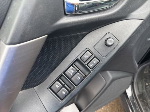 Used 2015 Subaru Forester 2.5i Limited image 18