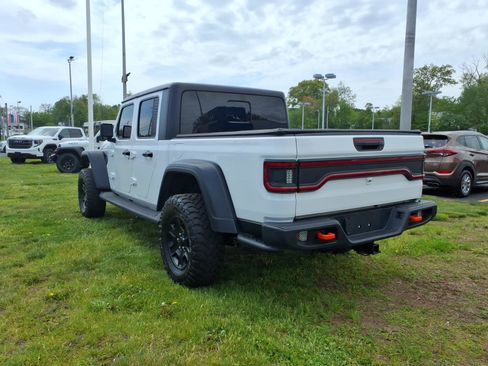 Used 2023 Jeep Gladiator Mojave w/ Cold Weather Group AWD/4WD image 11