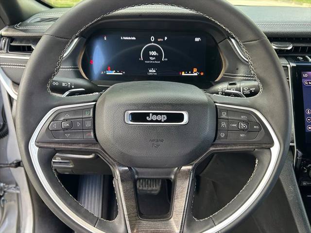 Certified 2025 Jeep Grand Cherokee Limited RWD image 20