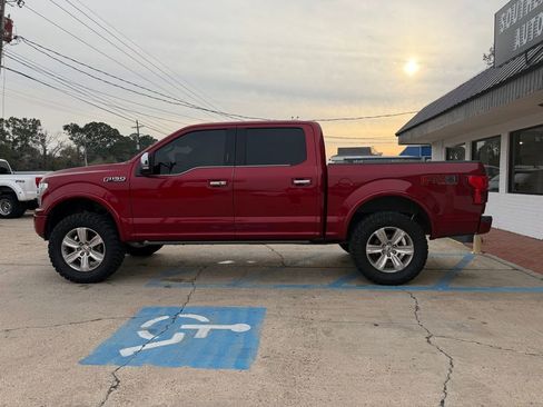 Used 2018 Ford F150 Platinum w/ Equipment Group 701A Luxury image 5