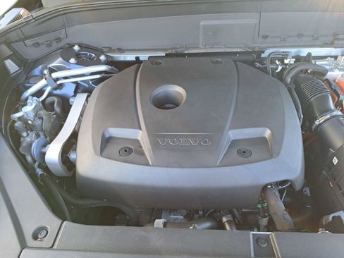 Used 2023 Volvo XC90 T8 Ultimate image 25