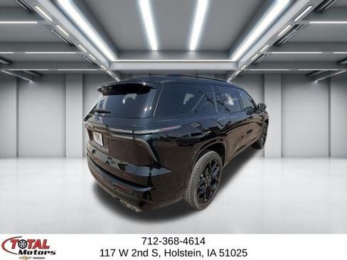 Used 2026 Chevrolet Traverse RS w/ LPO, Floor Liner Package AWD/4WD image 7