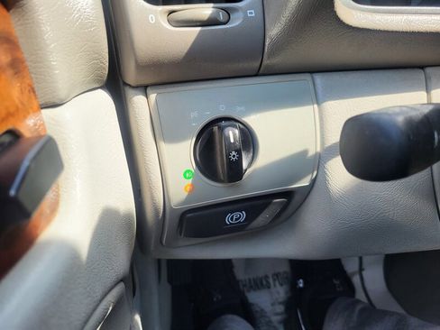 Used 2003 Mercedes-Benz CLK 430 Cabriolet image 16