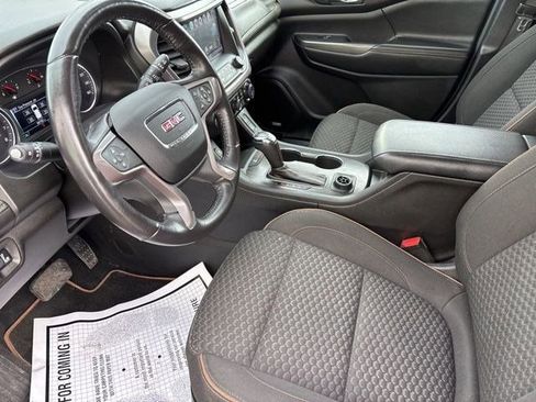 Used 2019 GMC Acadia SLE image 11