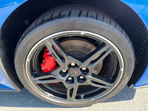Used 2025 Chevrolet Corvette Stingray Preferred Cpe w/ Z51 Performance Package RWD image 13