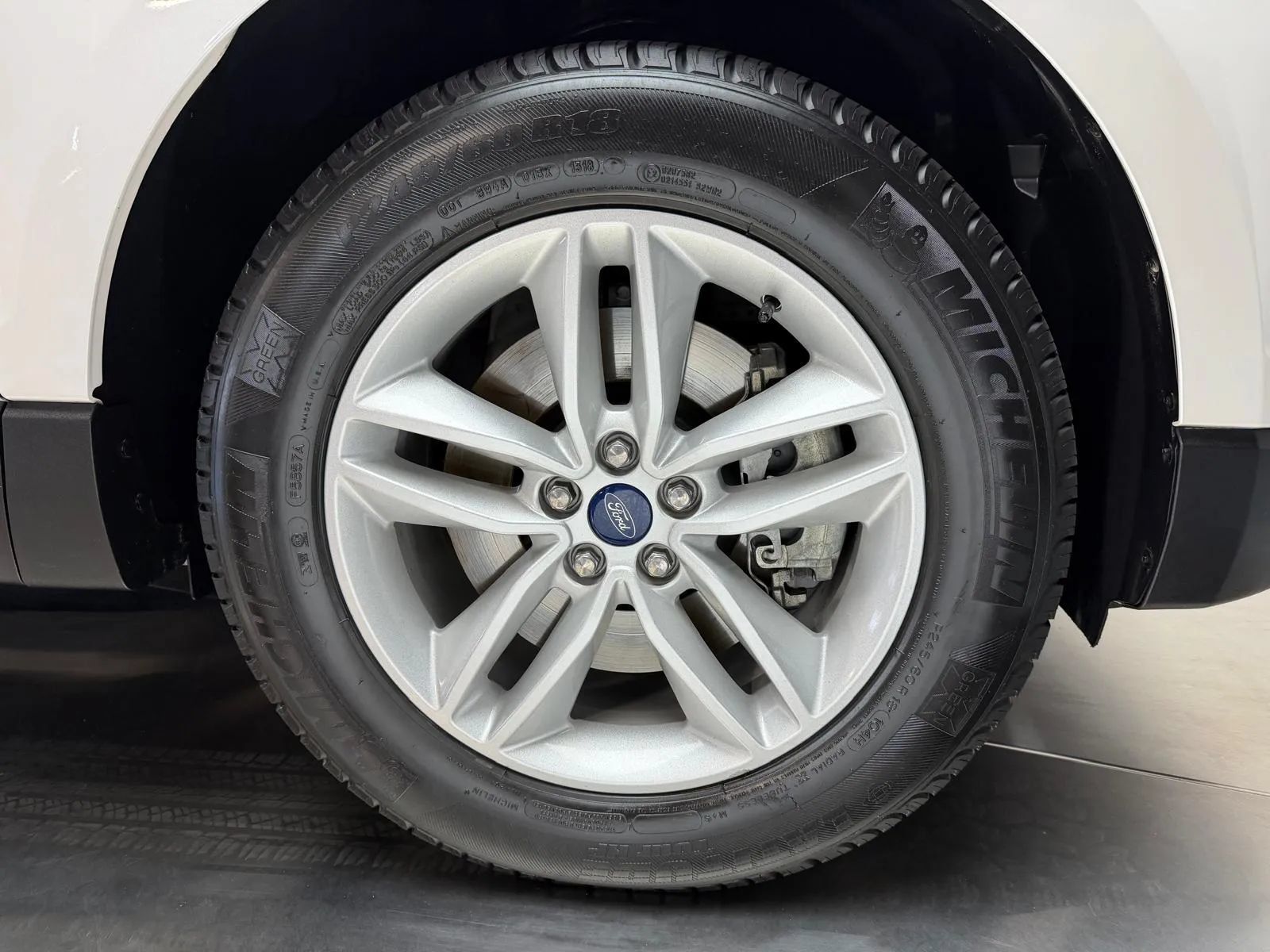 Used 2018 Ford Edge SEL w/ Equipment Group 201A AWD/4WD image 7