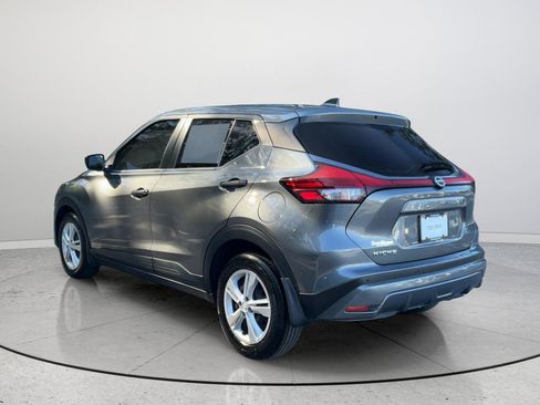 Used 2025 Nissan Kicks Play S FWD image 9