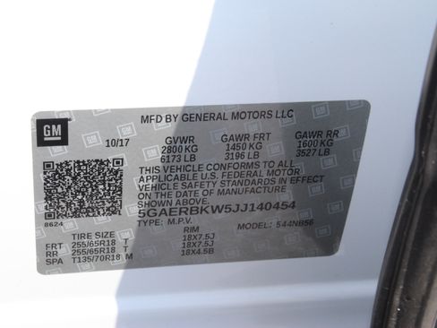 Used 2018 Buick Enclave Essence FWD image 38