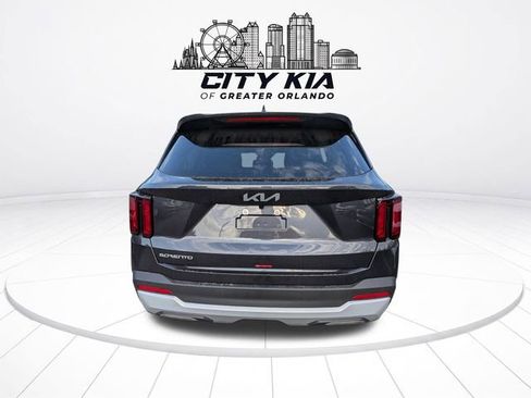 New 2026 Kia Sorento LX FWD image 5
