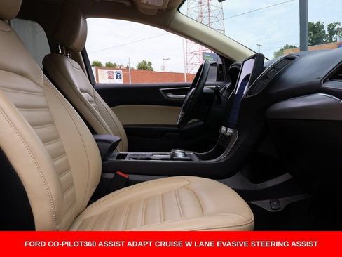 Used 2022 Ford Edge SEL AWD/4WD image 7