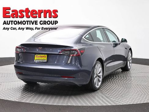 Used 2018 Tesla Model 3 Long Range RWD image 5