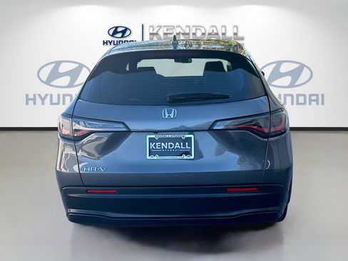 Used 2025 Honda HR-V LX image 5